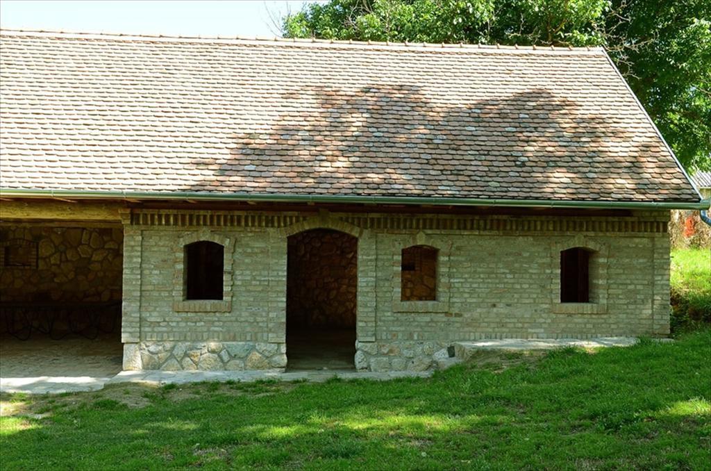Hotel Zengőalja Vendégház Erzsébet Exterior foto