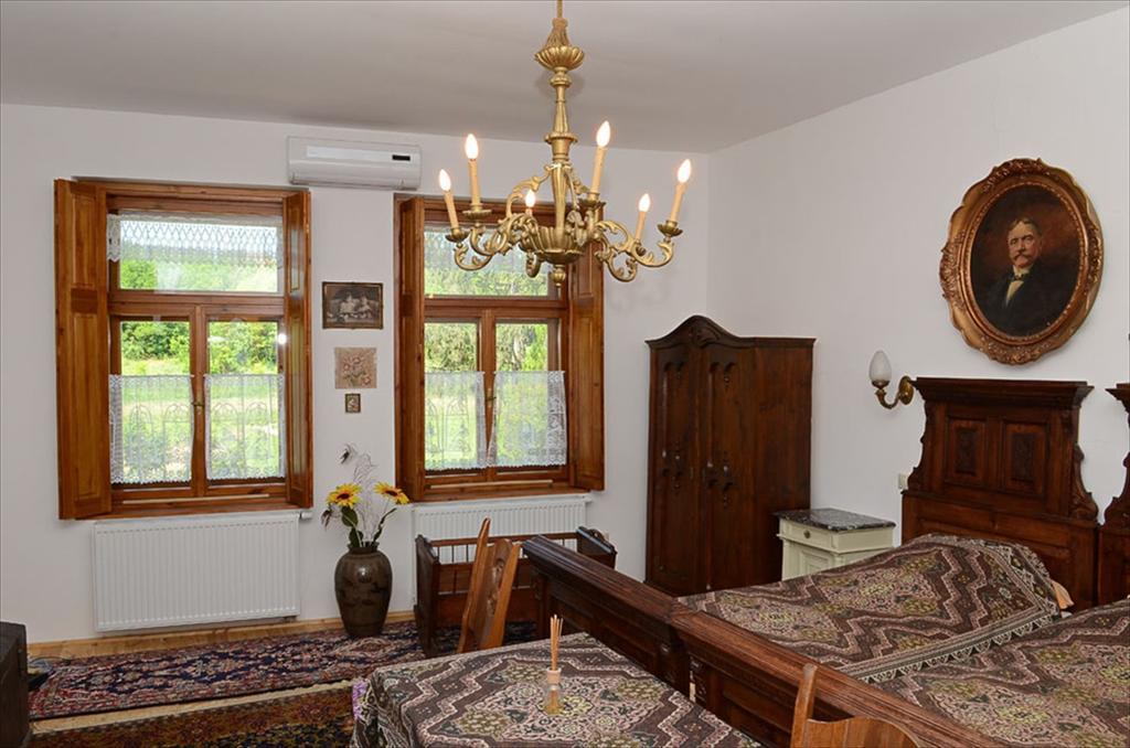 Hotel Zengőalja Vendégház Erzsébet Exterior foto
